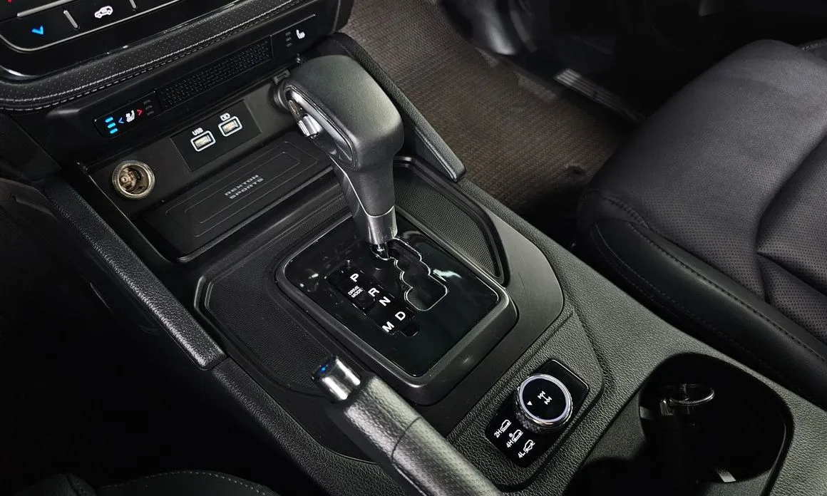 KG Mobility (Ssangyong) Rexton — фото 9