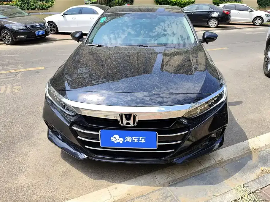 Honda Accord — фото 8
