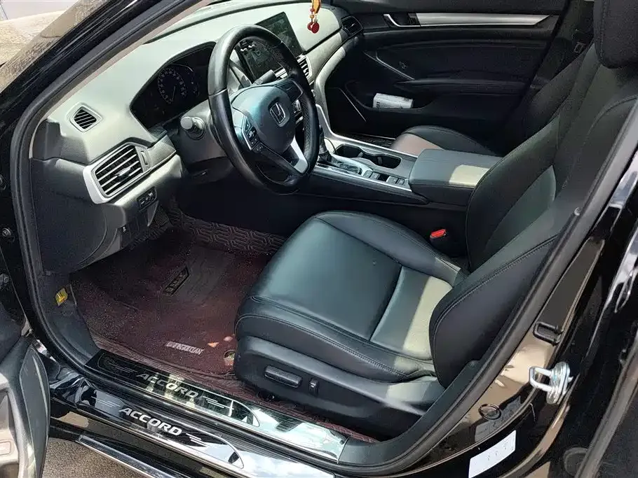 Honda Accord — фото 2