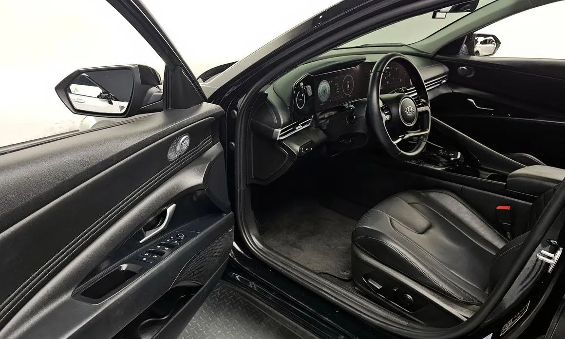 Hyundai AVANTE 2023 из KR, фото 10