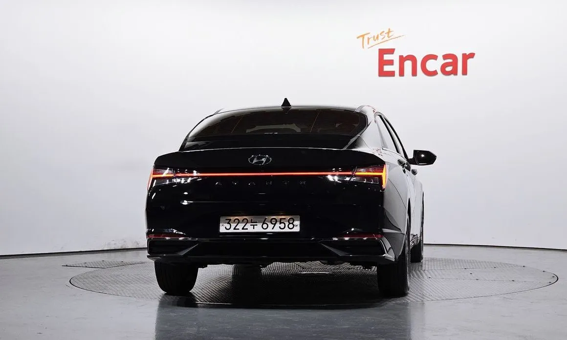 Hyundai AVANTE 2023 из KR, фото 3