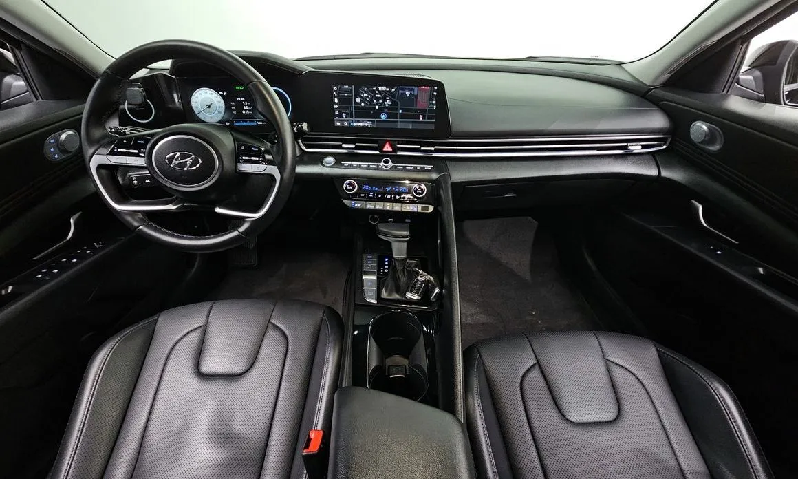 Hyundai AVANTE 2023 из KR, фото 7