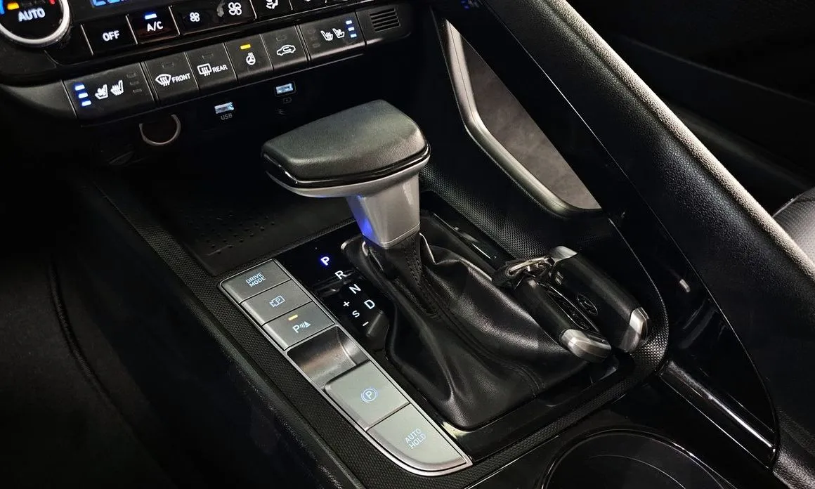 Hyundai AVANTE 2023 из KR, фото 6