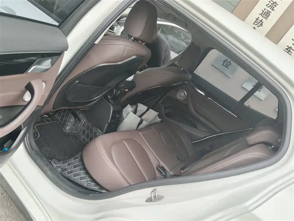 BMW X2 2024 из CN, фото 3