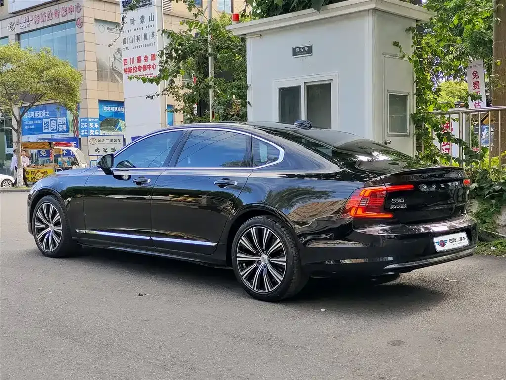 Volvo S90 — фото 4