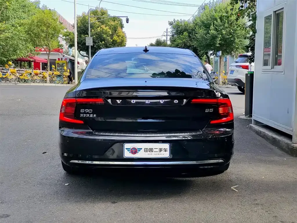 Volvo S90 — фото 7