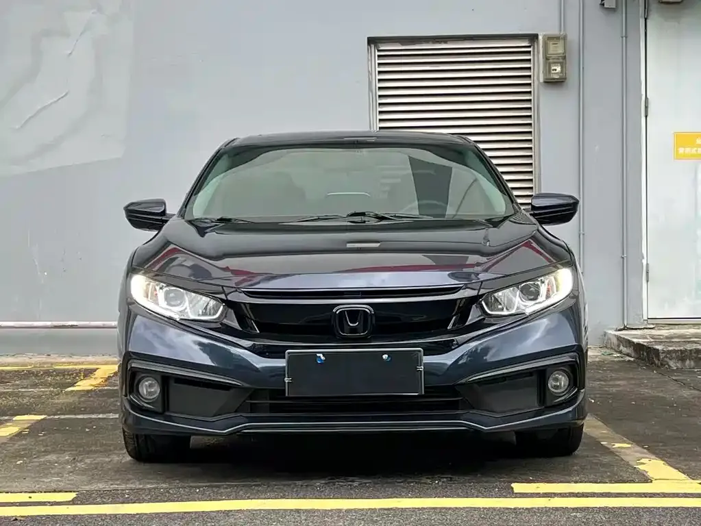 Honda Civic — фото 4