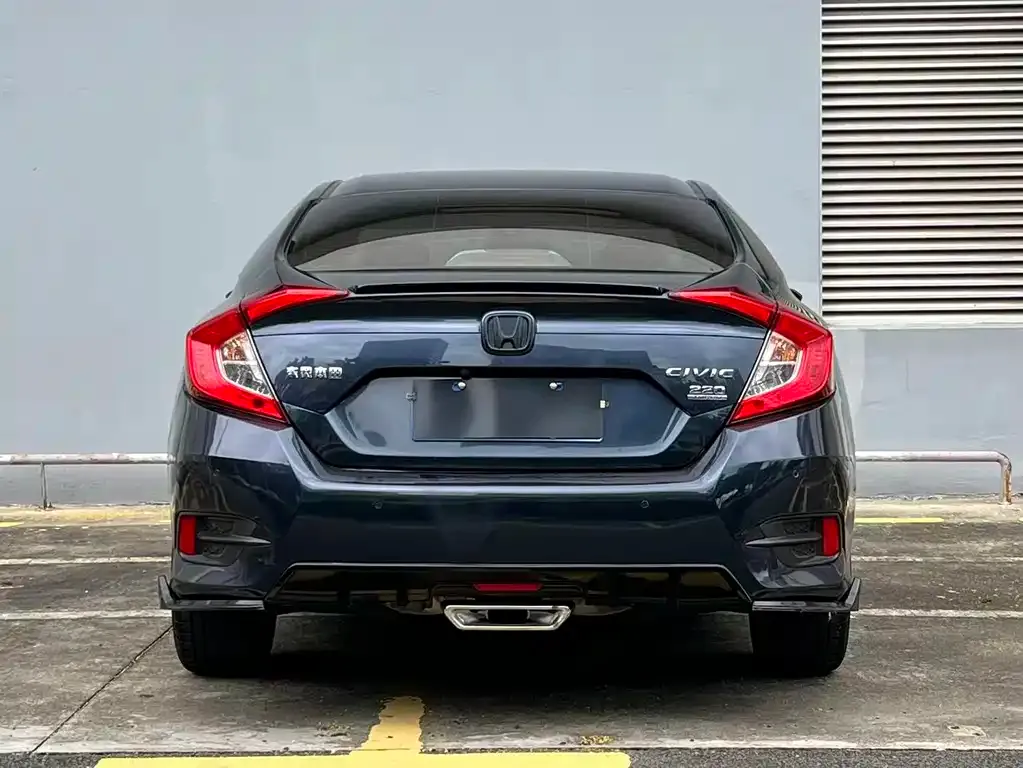 Honda Civic — фото 6
