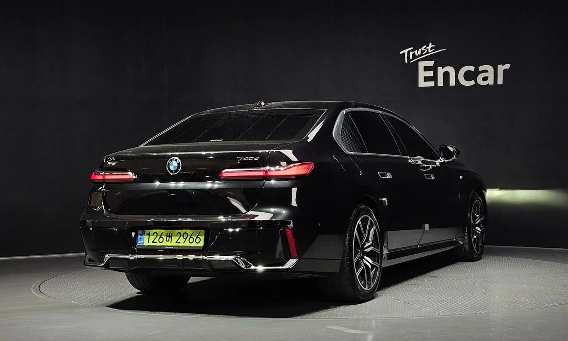BMW 7-Series 2024 из KR, фото 4