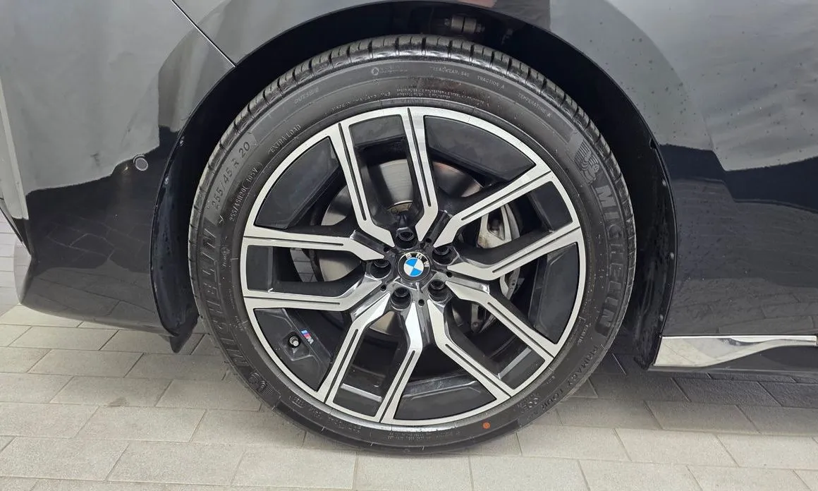 BMW 7-Series 2024 из KR, фото 8
