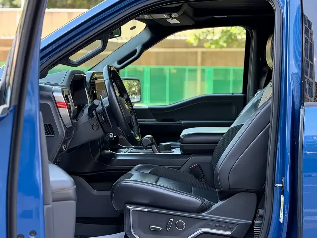 Ford F-150 Raptor 2023 из CN, фото 3