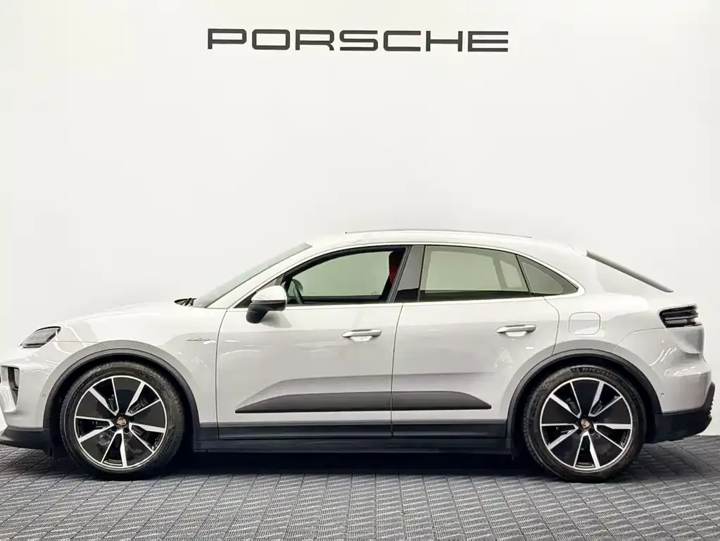 Porsche Macan EV 2024 из CN, фото 6