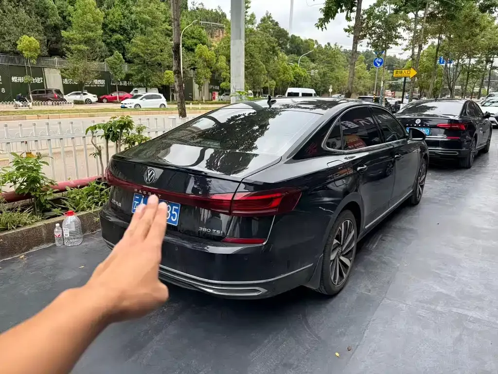 Volkswagen Passat — фото 4