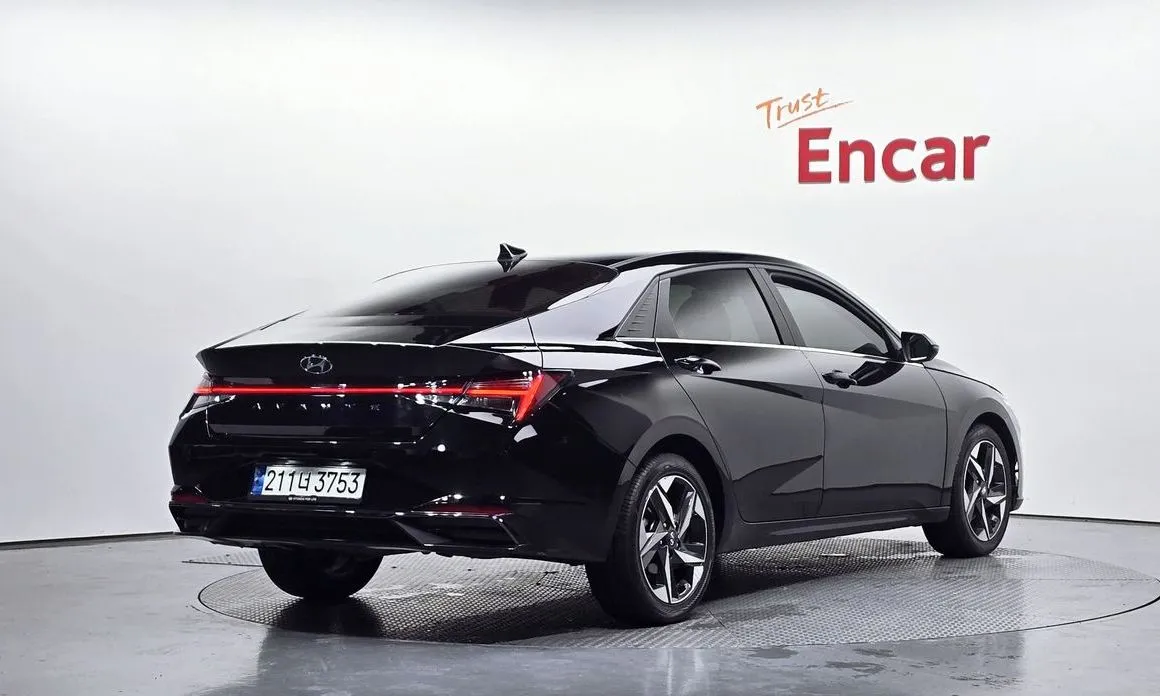 Hyundai AVANTE 2023 из KR, фото 6