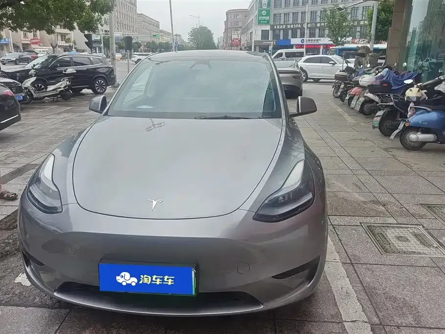 Tesla Model Y — фото 4