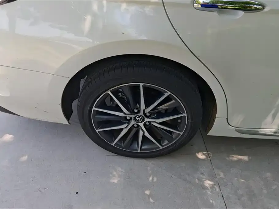 Toyota Camry 2024 из CN, фото 9