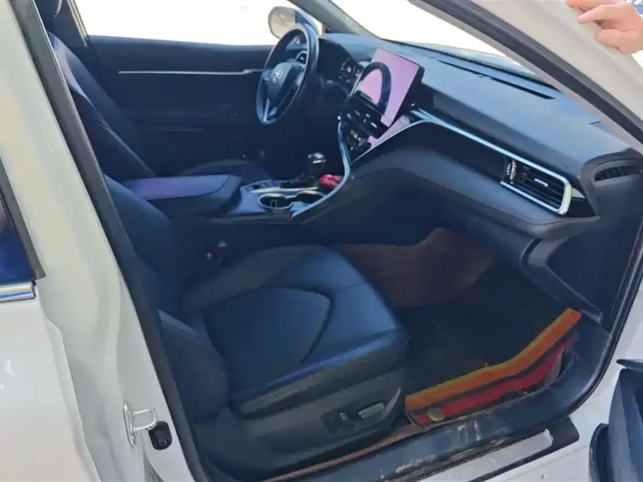 Toyota Camry 2024 из CN, фото 2
