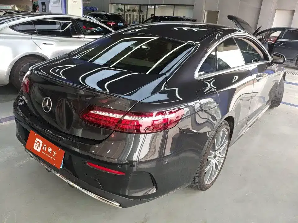 Mercedes-Benz E-Class (Import) — фото 3