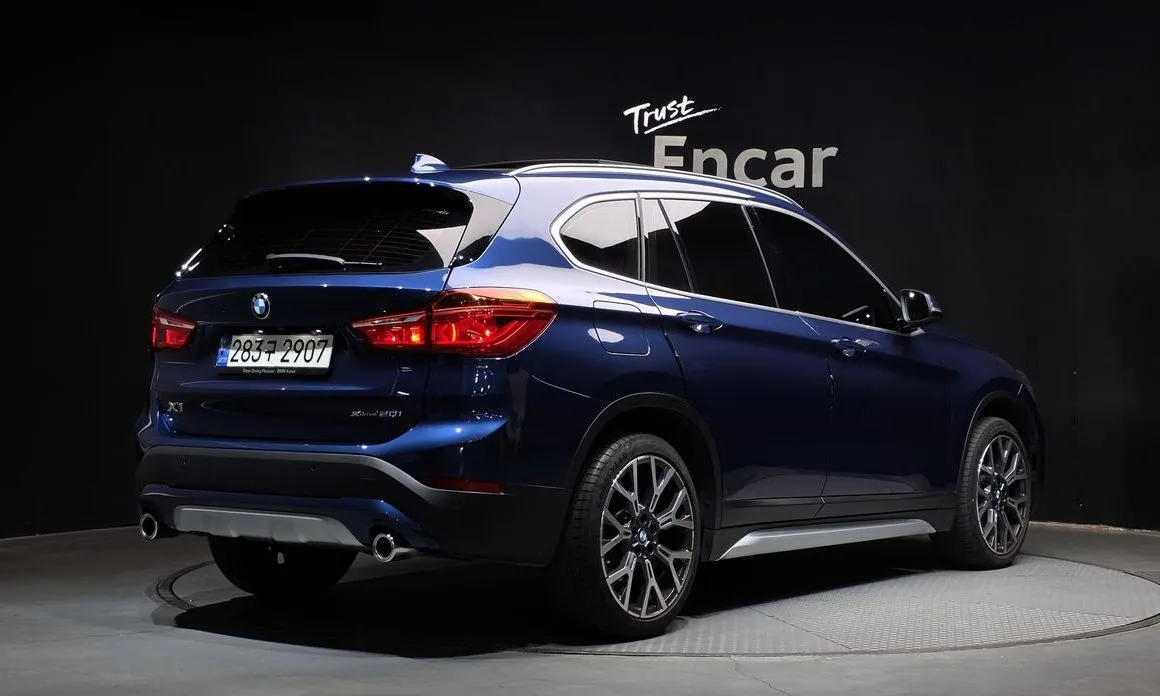 BMW X1 — фото 5
