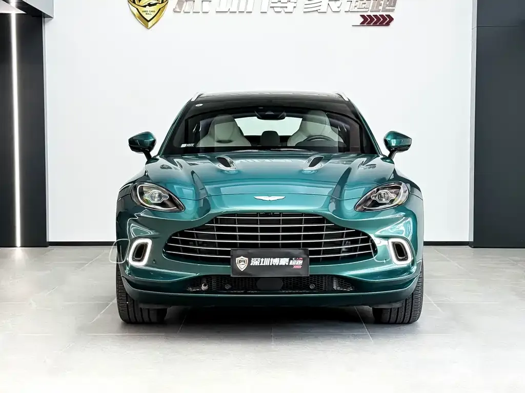 Aston Martin DBX — фото 6