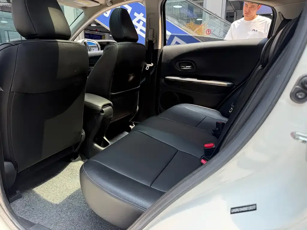 Honda Vezel — фото 6