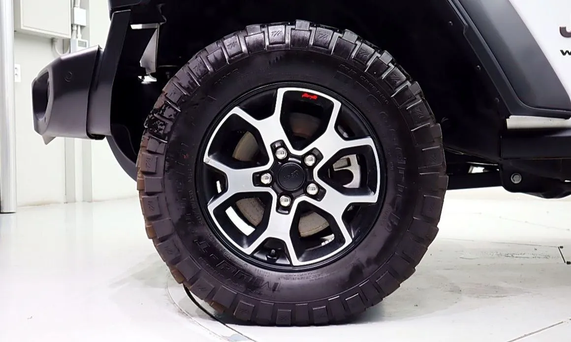 Jeep Wrangler 2022 из KR, фото 9