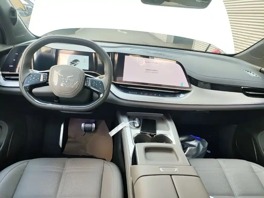 Hongqi Tiangong 08 2026 из CN, фото 7