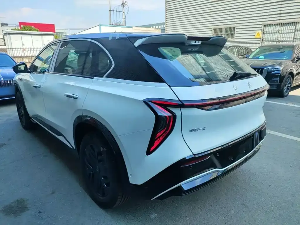 Hongqi Tiangong 08 2026 из CN, фото 6