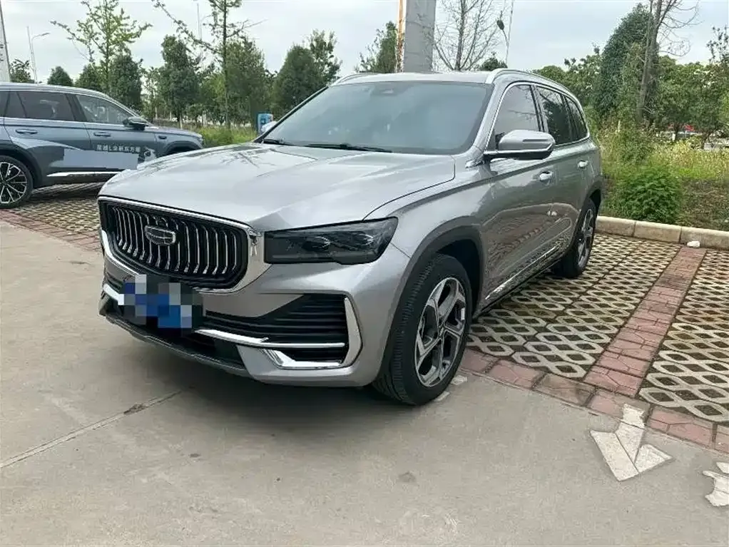 Geely Xingyue L — фото 1