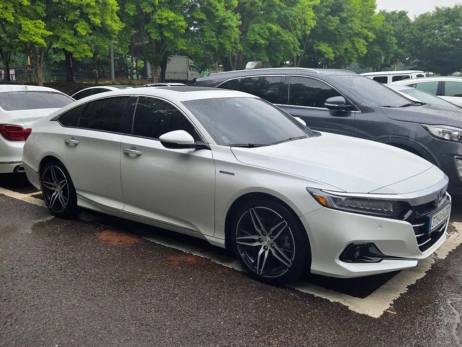 Honda Accord — фото 5