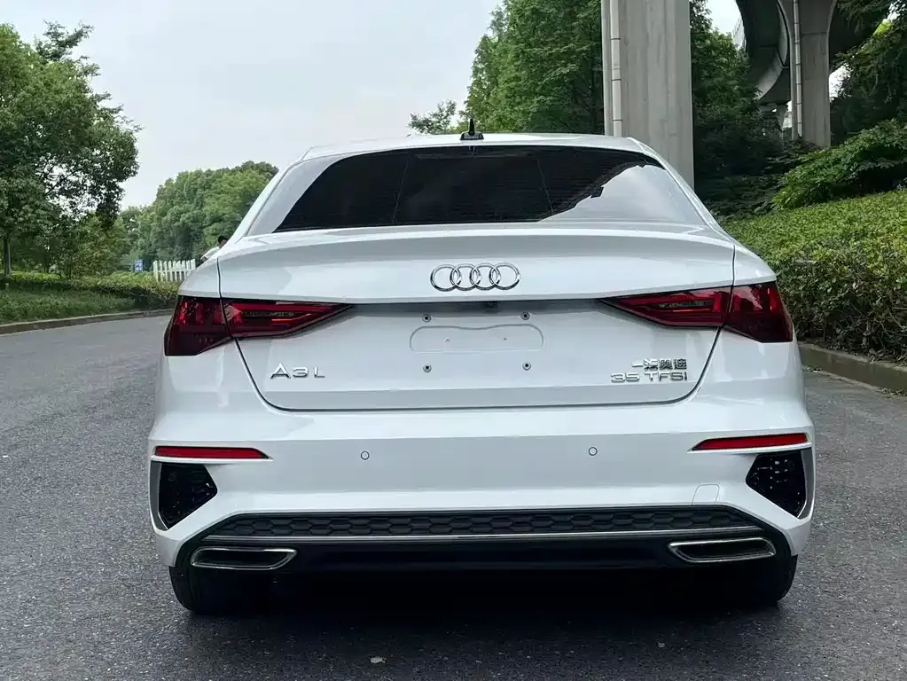 Audi A3 — фото 2