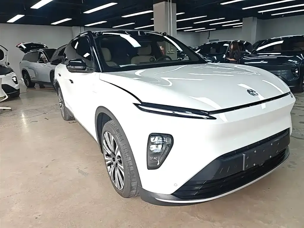 NIO ES8 — фото 3