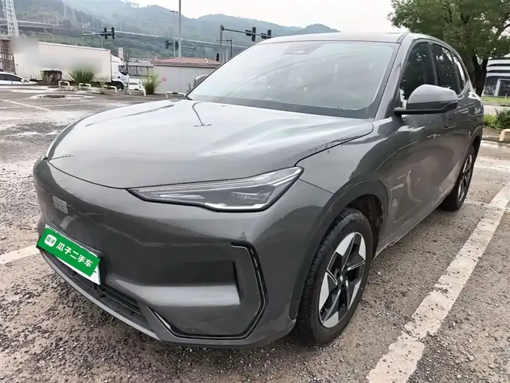 Geely Galaxy E5
