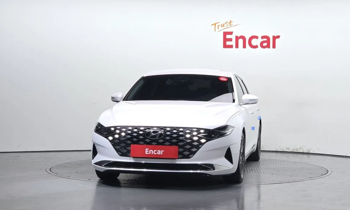 Hyundai Grandeur 2022 из KR, фото 3