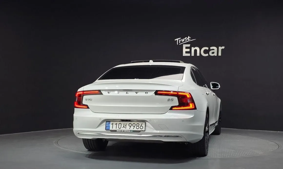 Volvo S90 2023 из KR, фото 9