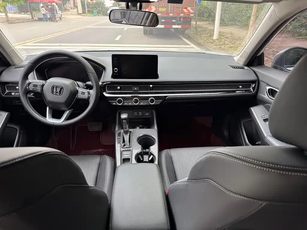 Honda Civic 2022 из CN, фото 2