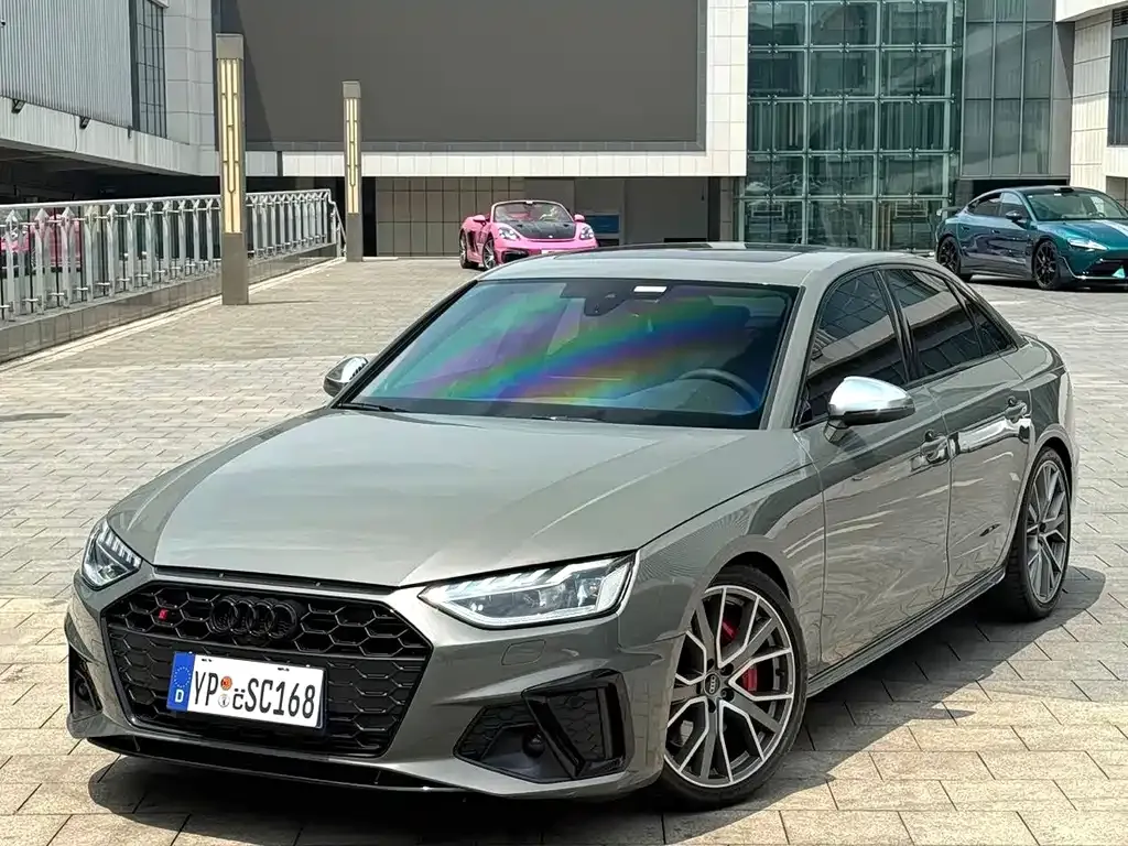 Audi S4