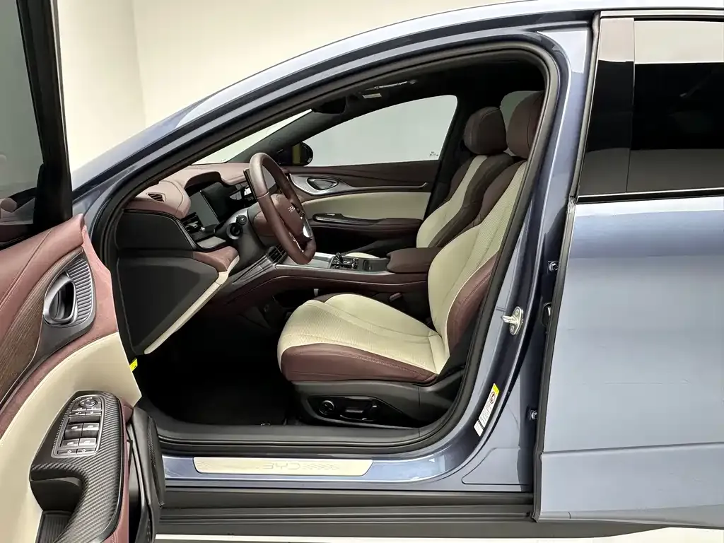 BYD Seal — фото 4