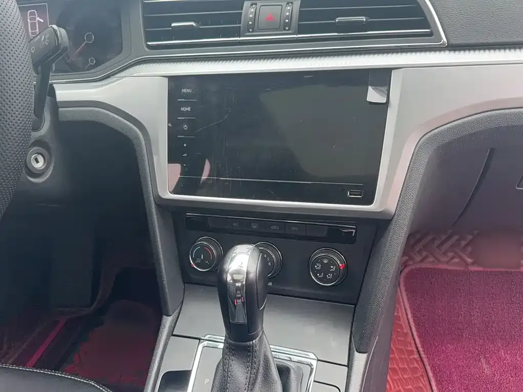 Volkswagen Lamando 2021 из CN, фото 2