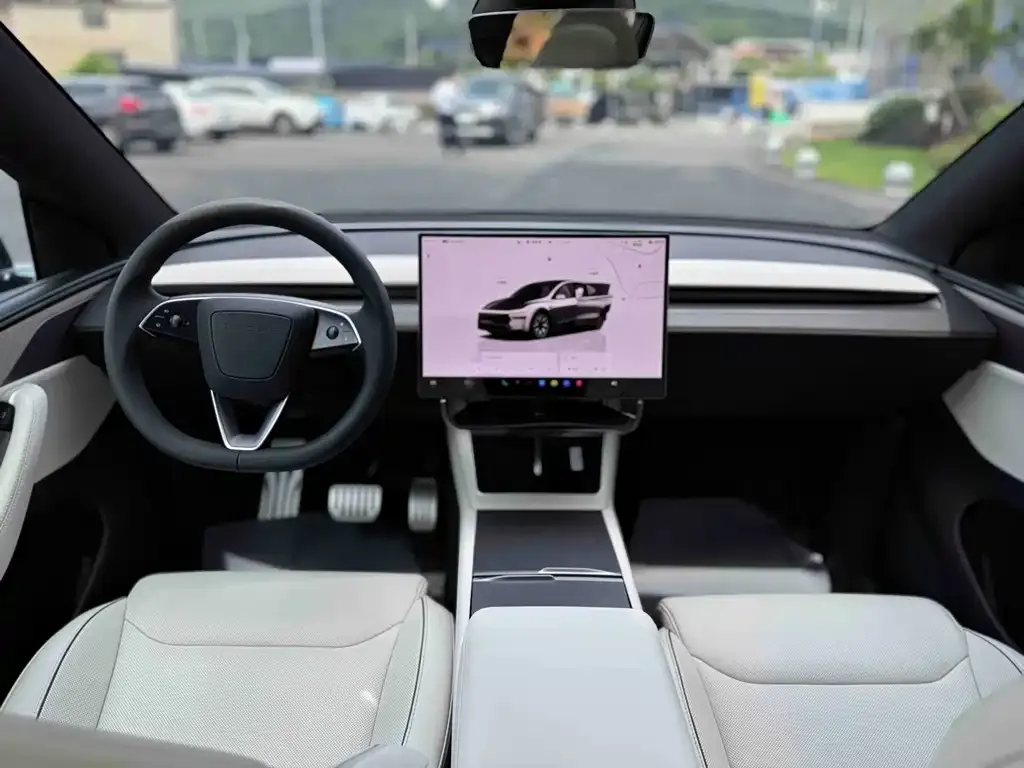 Tesla Model Y L 2025 из CN, фото 3