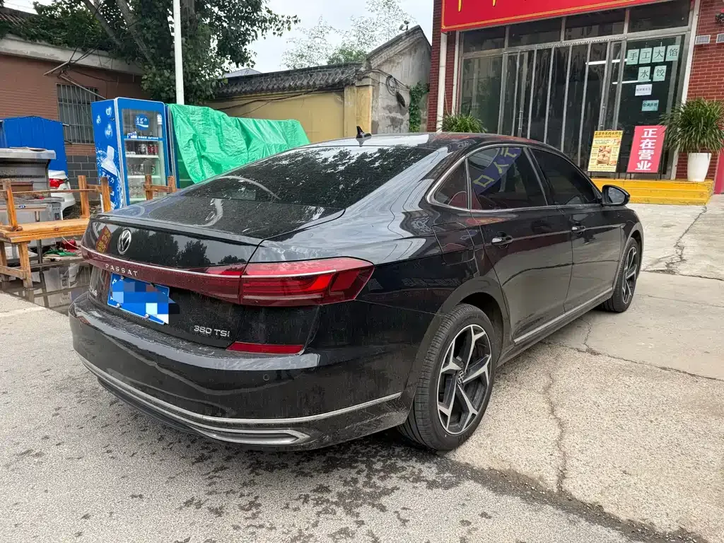 Volkswagen Passat — фото 6