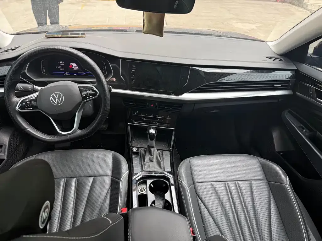 Volkswagen Passat — фото 2
