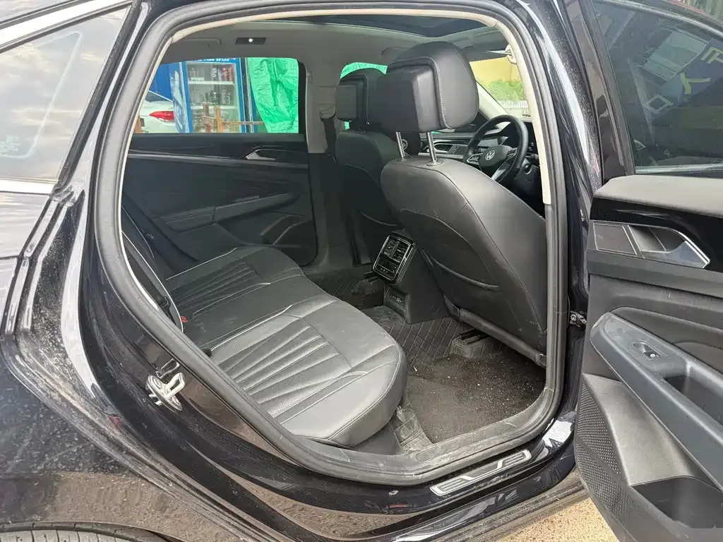 Volkswagen Passat — фото 4