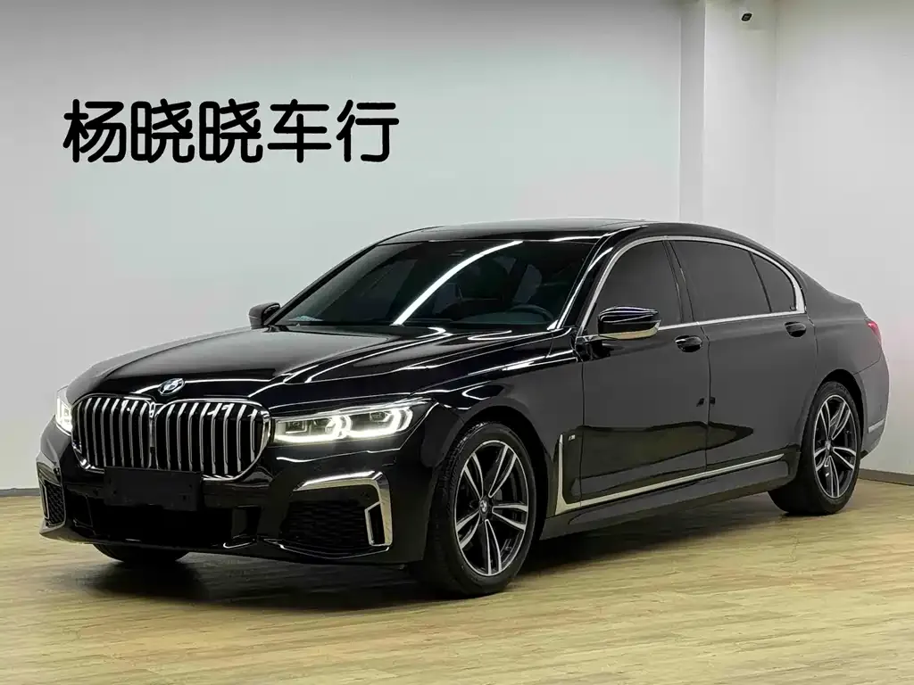 BMW 7 Series — фото 1