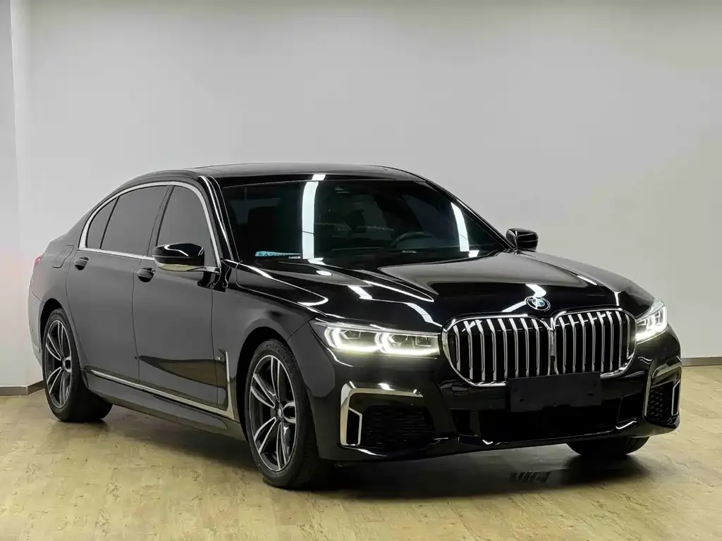 BMW 7 Series — фото 3