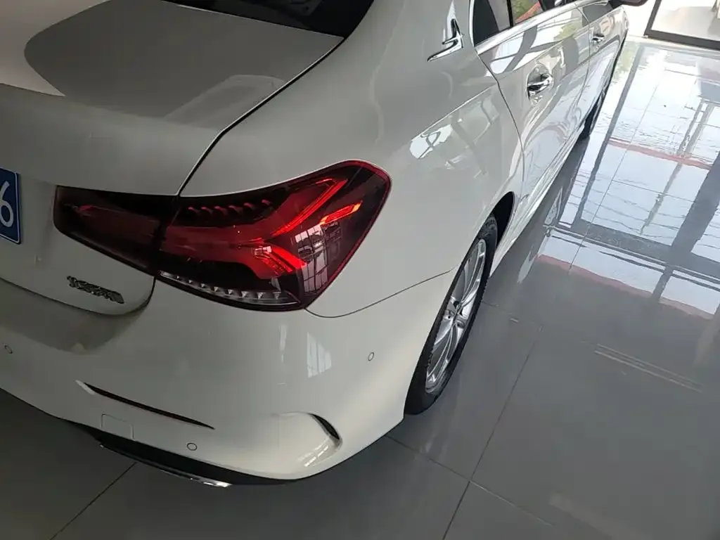 Mercedes-Benz A-Class — фото 10