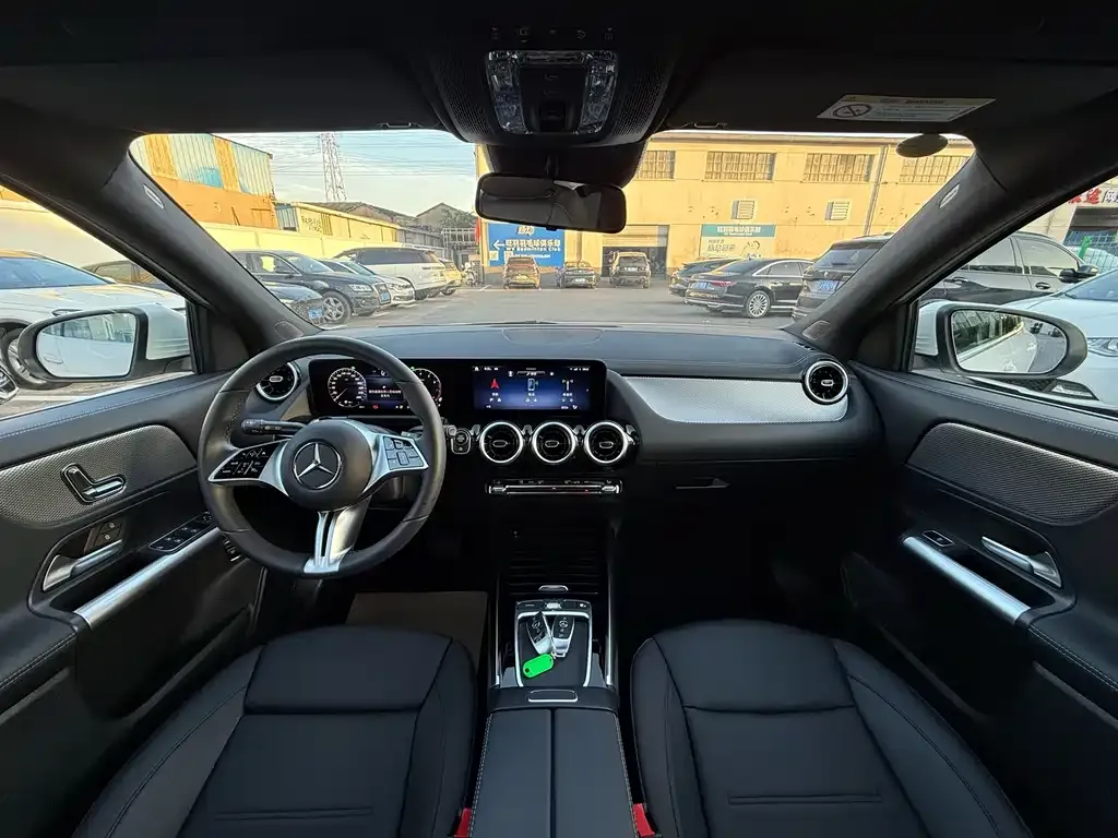 Mercedes-Benz GLA 2024 из CN, фото 8