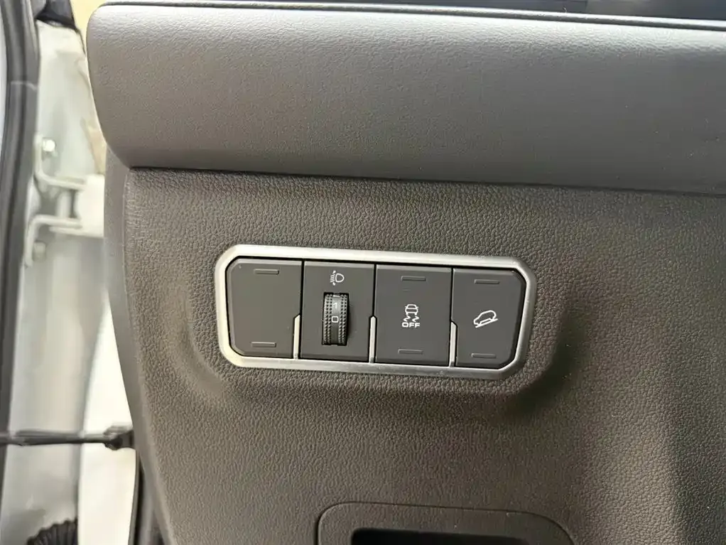 Haval M6 2022 из CN, фото 10