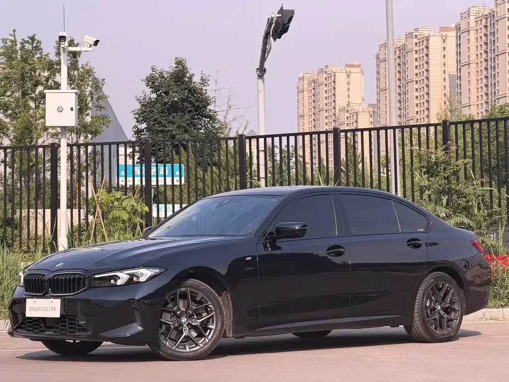 BMW 3 Series — фото 1