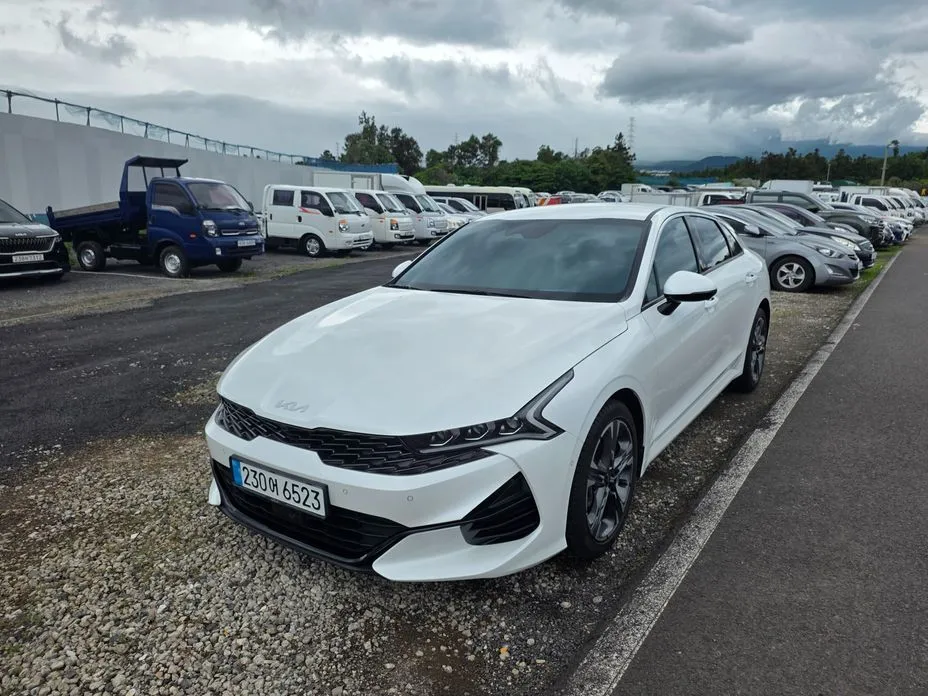 Kia K5 2023 из KR, фото 1